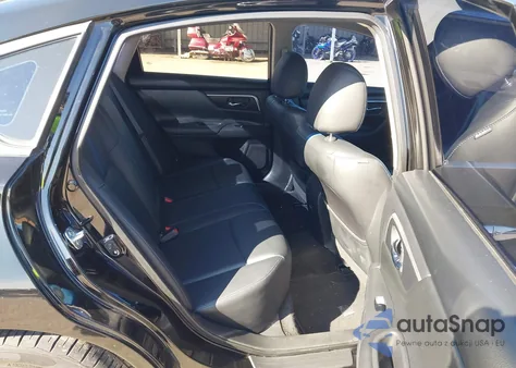 2018 Nissan Altima 2.5 Sr z USA, uszkodzony, nr VIN 1N4AL3AP0JC236260